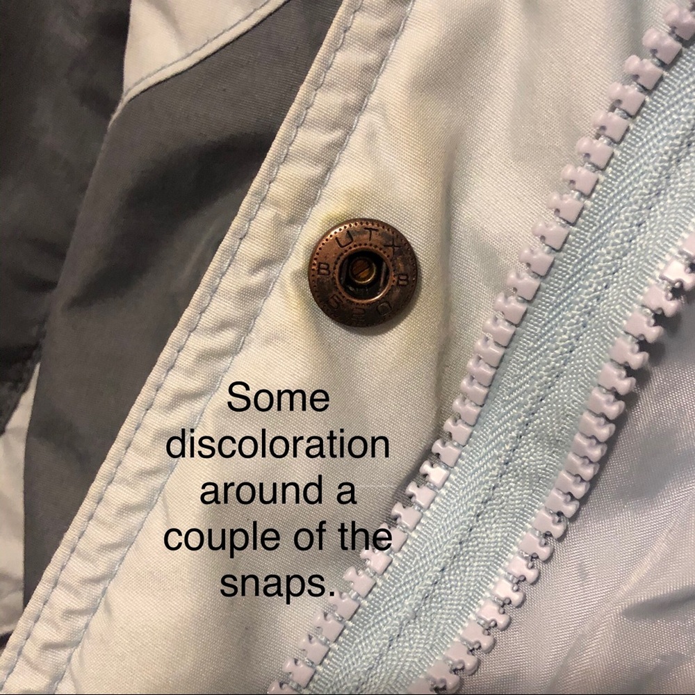 Columbia Women’s Blue Jacket - Picture 12 of 16